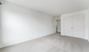 42175 CANARY GRASS Sq, Aldie, VA 20105