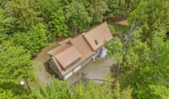 30 Beaver Bog Ln, Abbot, ME 04406