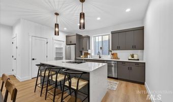 1721 S Rock View Ln, Boise, ID 83705