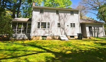 4 Applecrest Rd, Andover, MA 01810
