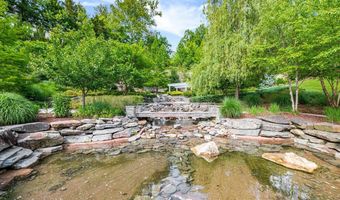 8111 RIVER Rd #122, Bethesda, MD 20817