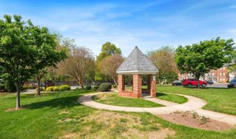 4409 ROMLON St #204, Beltsville, MD 20705