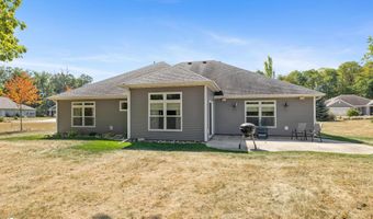 3330 Kellygreen Ct, Angola, IN 46703
