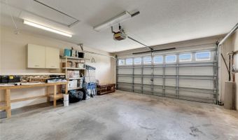 318 LOOKOUT Dr, Apollo Beach, FL 33572