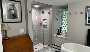 704 Hillside Ave, Berlin, NH 03570