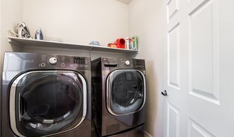 2191 Silvered Bark Dr, Las Vegas, NV 89135
