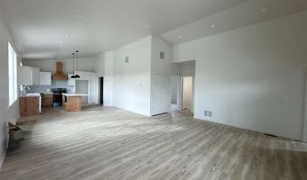 1073 Alpine Ave, Chubbuck, ID 83202