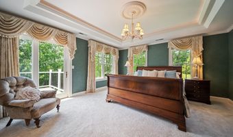 3 Baldwin Ln, Bedford, NH 03110