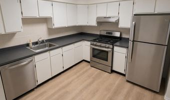 120 Dumbarton Hill Ct, Aberdeen, NJ 07747