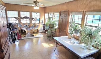 3050 Gaineswood Ave, Baxter Springs, KS 66713