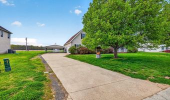 82 DORIAN Dr, Dover, DE 19904