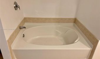 3340 NE 190th St 605, Aventura, FL 33180