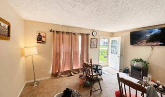 8123 Ray Dr, Ashland, KY 41102