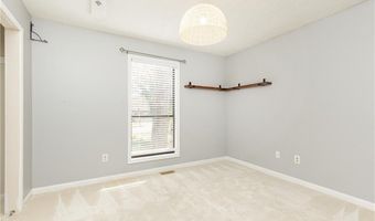 806 Moonlit Ln NW, Acworth, GA 30102