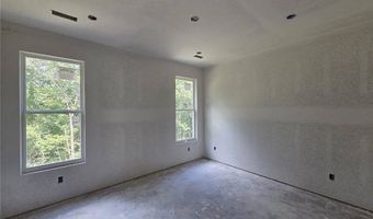28 Lockhart Dr, Bella Vista, AR 72715