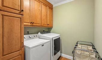 10 Terra Glen Rd, Danbury, CT 06811