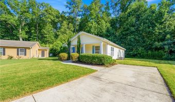 6955 Satterlee Woods Ln, Austell, GA 30168