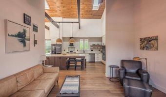917 McDonald Dr, Amsterdam, NY 12070