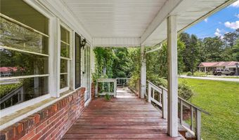 871 Cherokee Dr, Tallapoosa, GA 30176