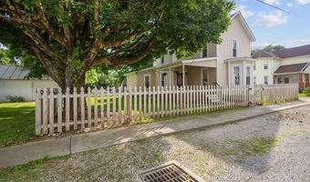 37 College St, Alexandria, OH 43001