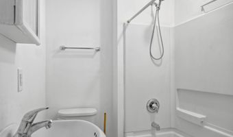 582 W Washington Ave, Aberdeen, ID 83210