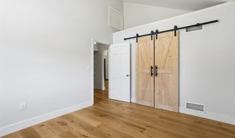 2420 Thomas Dr, Allison Park, PA 15101