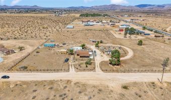 23222 Chia Rd, Apple Valley, CA 92308