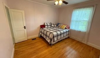 146 Dry Valley Rd, Algood, TN 38506