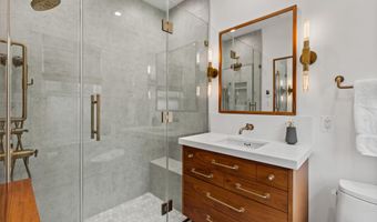 268 KING GEORGE St, Annapolis, MD 21401