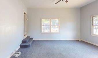 1914 Manoa Rd, Honolulu, HI 96822