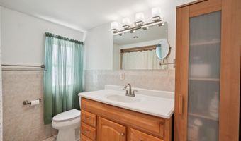 27 George St, Avenel, NJ 07001