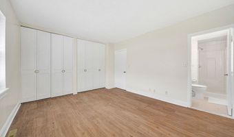 198 Lake Shore Road 2, Boston, MA 02135
