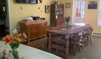 1694 CEDAR TOP Rd, Reading, PA 19607