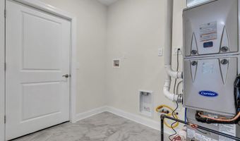 41 Avondale Ln, Aberdeen, NJ 07747