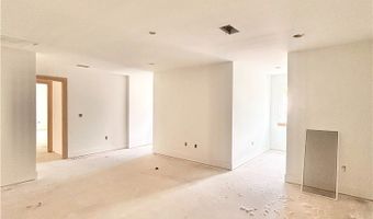 34 Smart Ln, Bella Vista, AR 72715