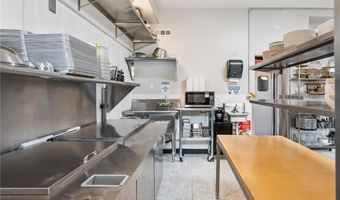 103 E Main St, Anamosa, IA 52205