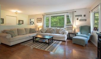 52 Glenwood Mt Rd, Alloway, NJ 07461