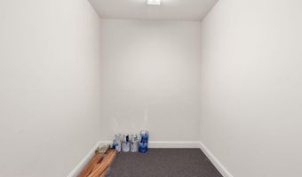 301 TIREE Ct 301, Abingdon, MD 21009