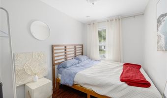 66 Knowlesway Unit Upper Unit Upper Unit, Narragansett, RI 02882