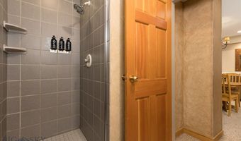 40 Big Sky Resort Rd 1933, Big Sky, MT 59716