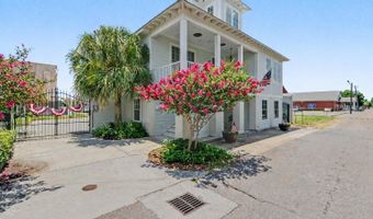 110 State St, Bay St. Louis, MS 39520