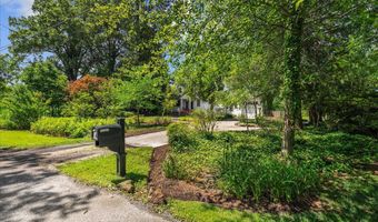 215 WARDOUR Dr, Annapolis, MD 21401