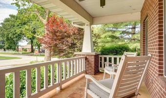 401 E Glendale St, Aurora, MO 65605