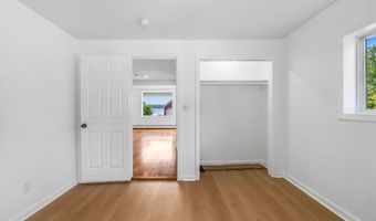 146 Chicoine Ave, Auburn, ME 04210