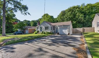 9 Milton Rd, Barrington, RI 02806