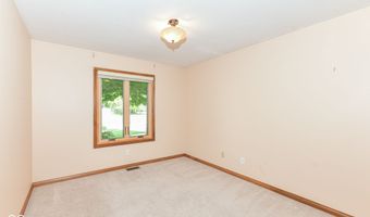 6134 Creekbend Blvd, Indianapolis, IN 46217