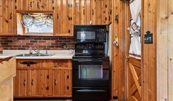 10 Matilda St, Albany, NY 12209