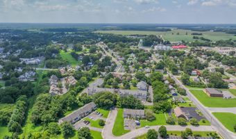 4 FRANKLIN Sq, Berlin, MD 21811