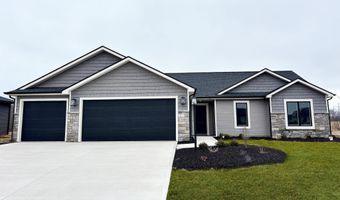 5165 Greyson Heights Dr, Auburn, IN 46706