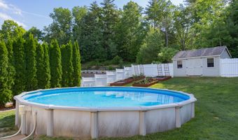 20 Clubhouse Ct, Stillwater, NY 12866